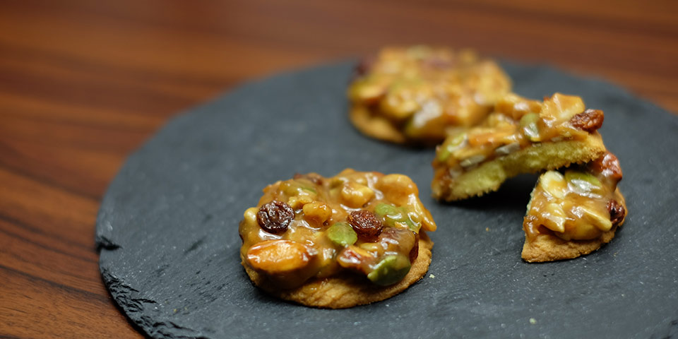 ピーネの糀ゆず胡椒を使ったフロランタン